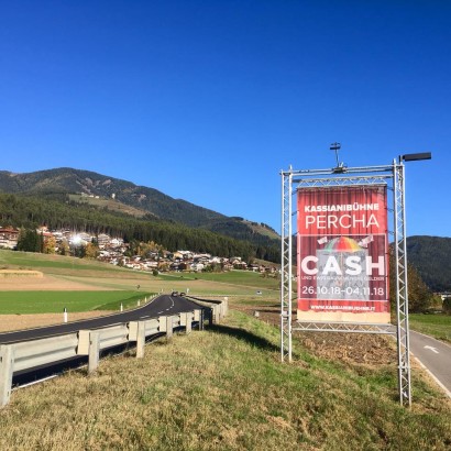 Cash Banner Dorf